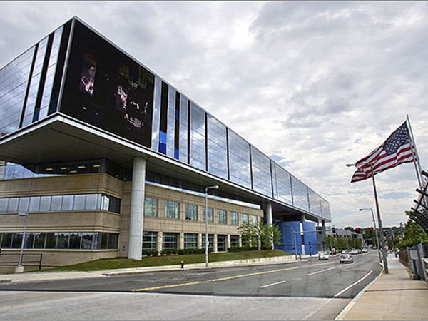 波士頓WBGH廣播電臺(tái)全彩led顯示屏