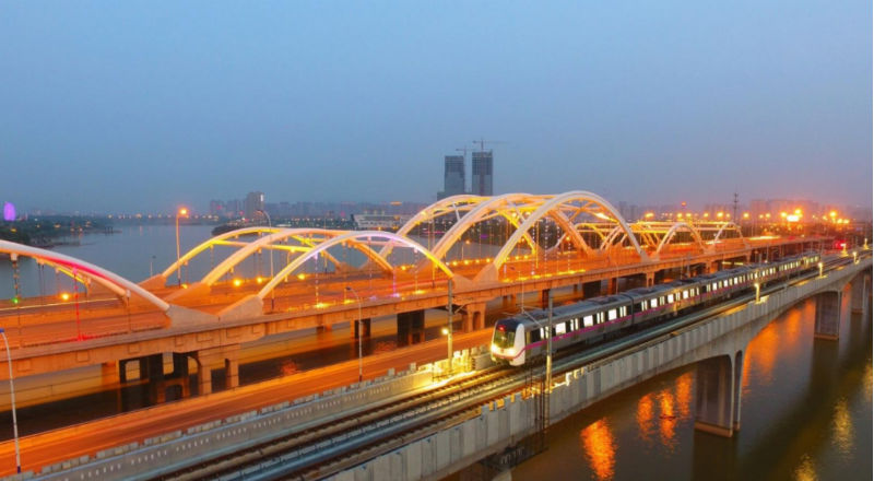 三思西安地鐵三號線照明項(xiàng)目