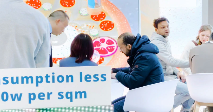 LED顯示技術(shù)+創(chuàng)意內(nèi)容 LED顯示技術(shù)+創(chuàng)意內(nèi)容