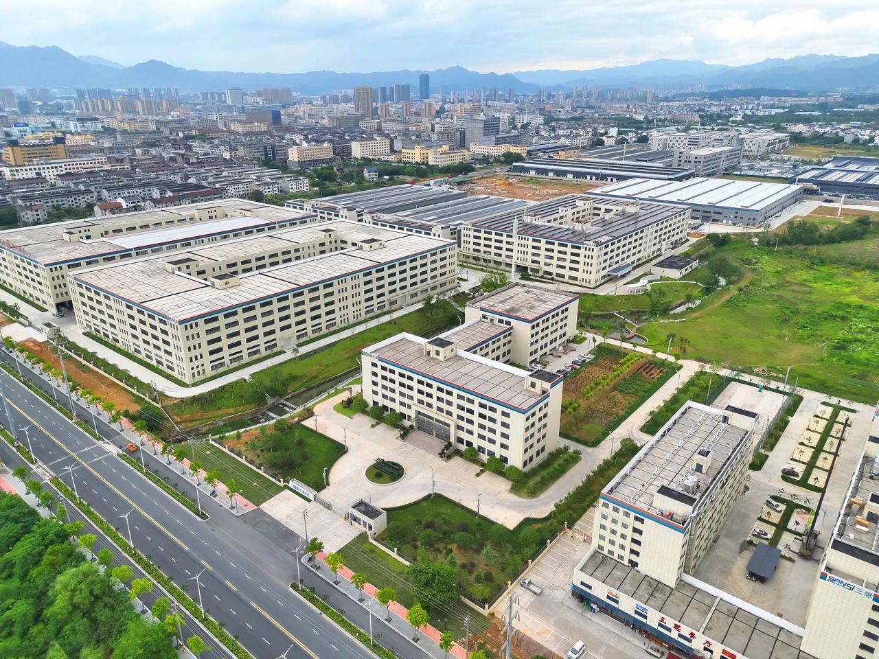 浦江縣,縣長,劉熙,一行赴滬,調研三思,以中國之光,點亮全球